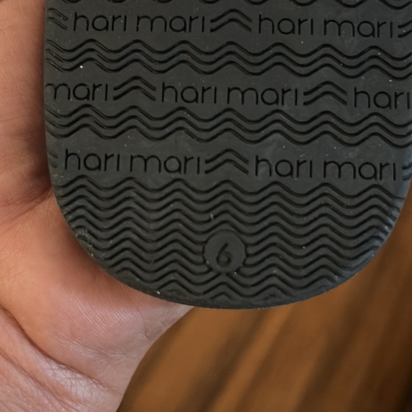 HARI MARI FIELDS PUEBLA FLIP FLOPS, SIZE 9, NWT $80 - Picture 7 of 8